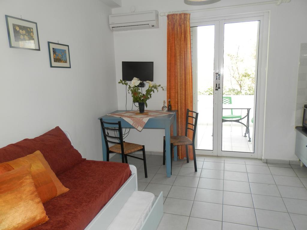 Silvi Mari Apartments Platanes  Ngoại thất bức ảnh