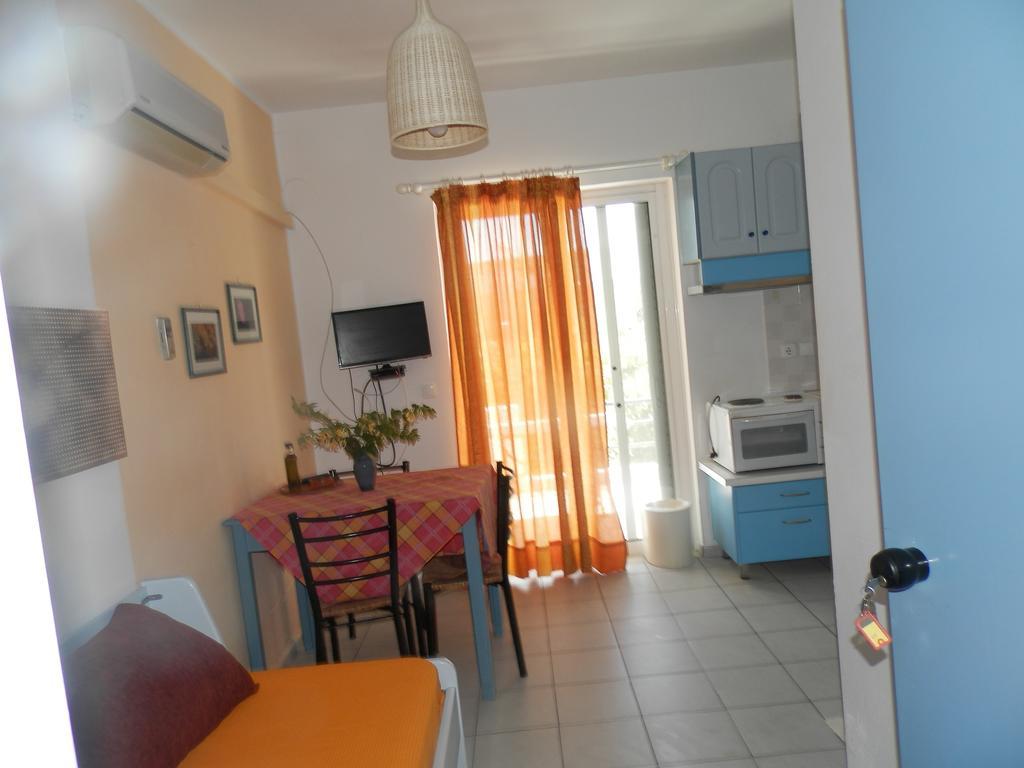 Silvi Mari Apartments Platanes  Ngoại thất bức ảnh